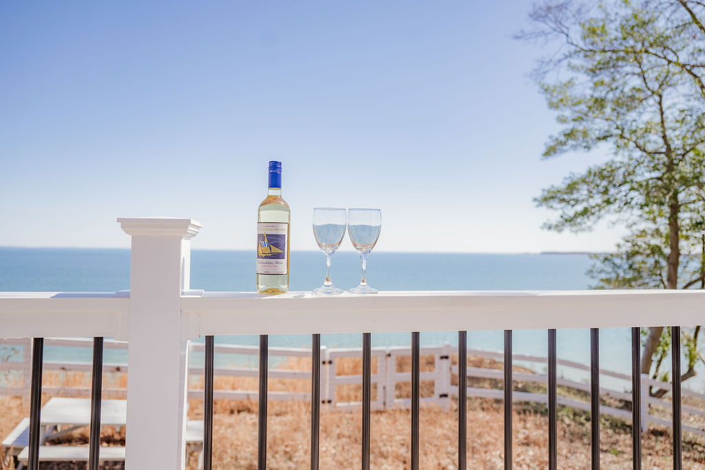 Waterfront Wine & Dine
