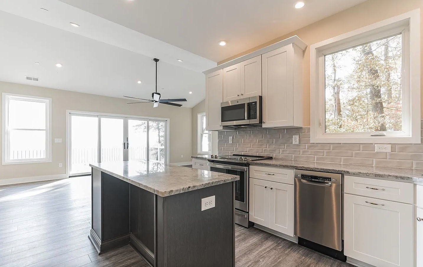 A gourmet kitchen!